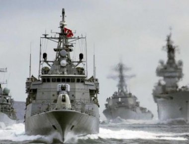 Νέες εντάσεις από την Τουρκία: Ο στόλος ξανά στο Αιγαίο